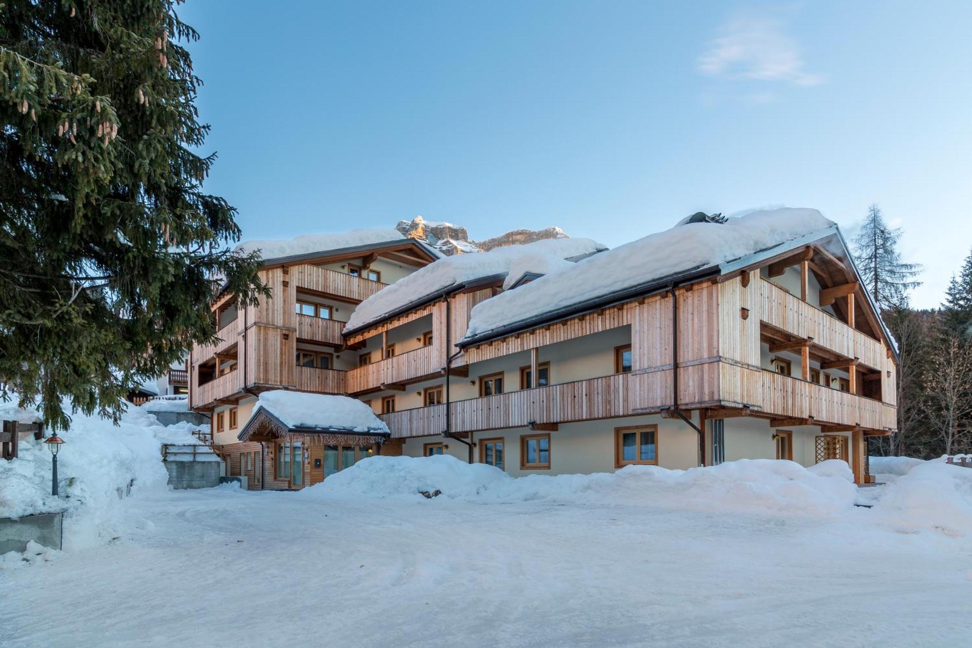 Civetta Aparthotel 2*